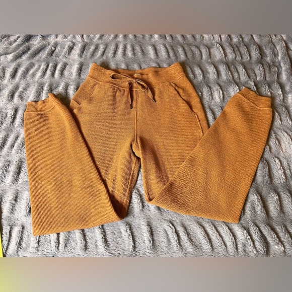 Like new HR really ribbed HR joggers - Picture 5 of 6